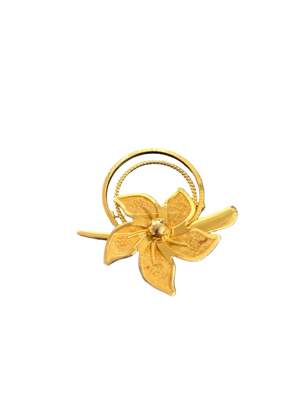 Vintage Gold Plated Flower Brooch- Elegant Floral Jewelry
